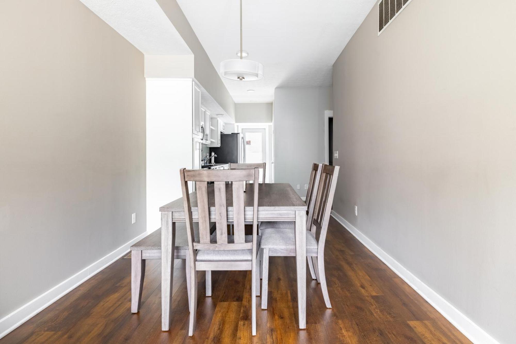 Luxury Downtown Townhome Unit 7 Кливланд Екстериор снимка